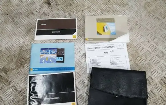 Renault Laguna III Owners service history hand book 
