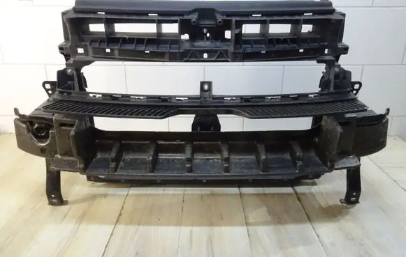 Volkswagen Tiguan Radiator support slam panel 5NA805594E