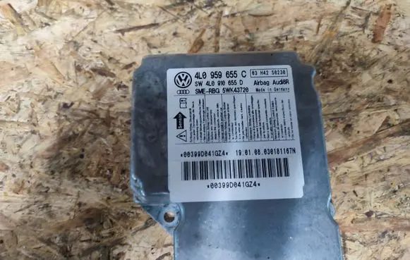 Audi Q7 4L Airbag control unit/module 4L0959655C 5WK43720 03H42S0230