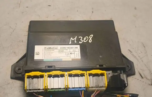 Ford Kuga II Comfort/convenience module AV6N19G481AM 5WK49778N