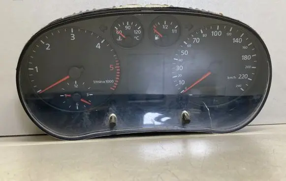 Audi A3 S3 8L Speedometer (instrument cluster) 8L0919880D 110008895