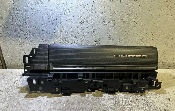 Ram 1500 Glove box 26266377X7 840057 102420