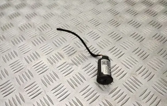 Iveco Daily 6th gen USB socket connector 5802012268
