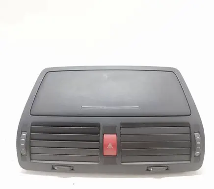 Skoda Octavia Mk2 (1Z) Dash center air vent grill 1Z0820951 8102535