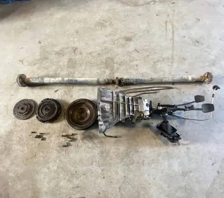 Mercedes-Benz E W124 Manual 4 speed gearbox 1242900419 1329769 71621300381240