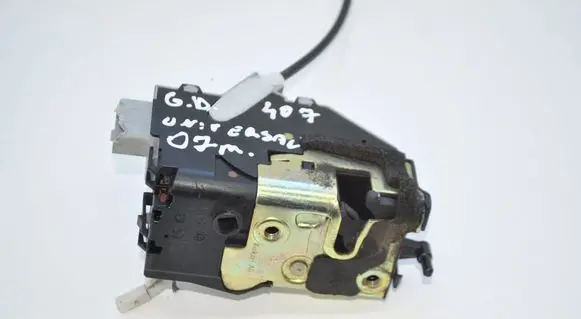 Audi A6 S6 C7 4G Rear door lock 9681337480