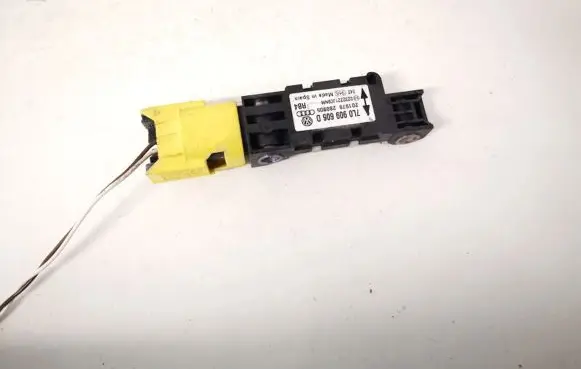 Porsche Cayenne (9PA) Airbag deployment crash/impact sensor 7l0909606d
