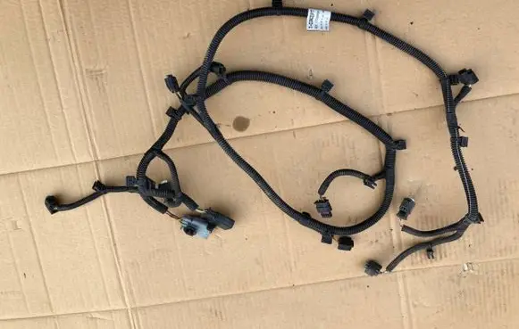 Peugeot 3008 II EUR ISO radio connector 1732999X