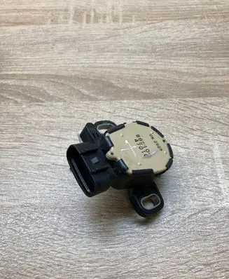 Toyota Prius+ (ZVW40) Acceleration sensor 8951047010