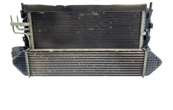 Ford Focus Radiator set 21049