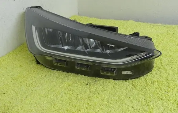 Ford Focus Headlight/headlamp NX7B13E014CF