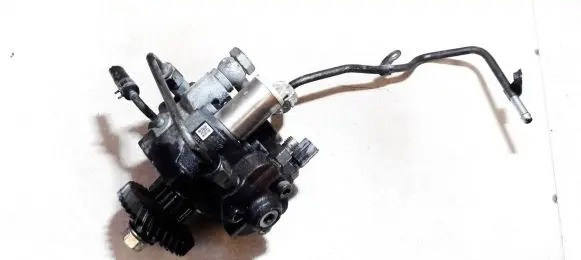 Subaru Legacy Fuel injection high pressure pump 2940001080 aa030