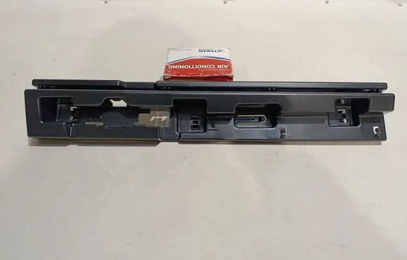 BMW 2 F45 Sill/side skirt trim 7301942