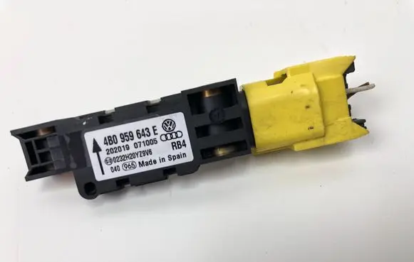 Volkswagen Phaeton Airbag deployment crash/impact sensor 4B0959643E