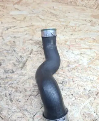 Mercedes-Benz CLK A209 C209 Intercooler hose/pipe A2095280482