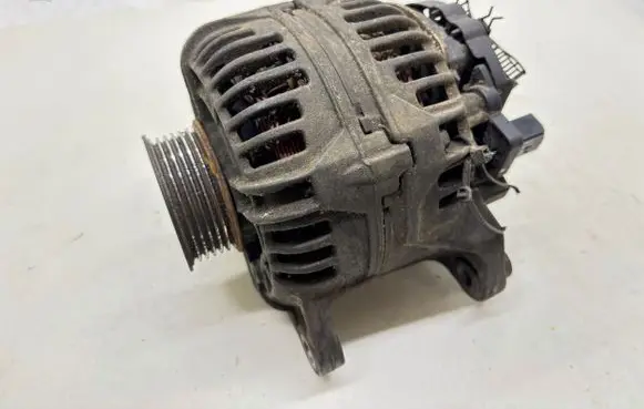 Audi A6 S6 C5 4B Generator/alternator 078903016AB