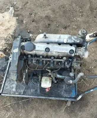 Volvo S40, V40 Engine