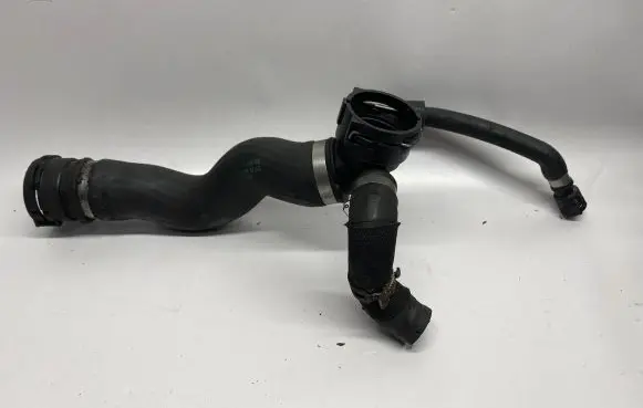 BMW 5 F10 F11 Engine coolant pipe/hose