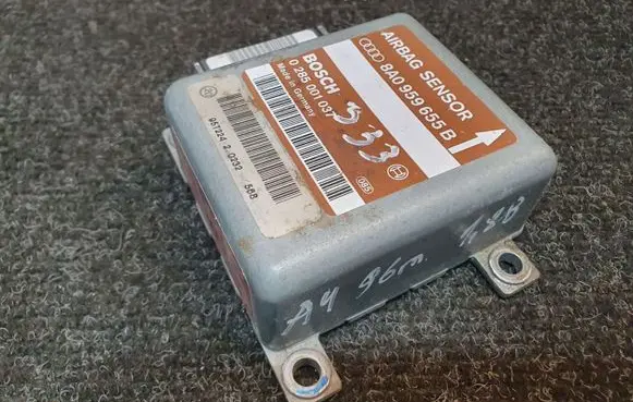 Audi A4 S4 B5 8D Airbag control unit/module 8A0959655B 0285001037