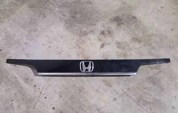 Honda CR-V Tailgate trim 74890T1GE000