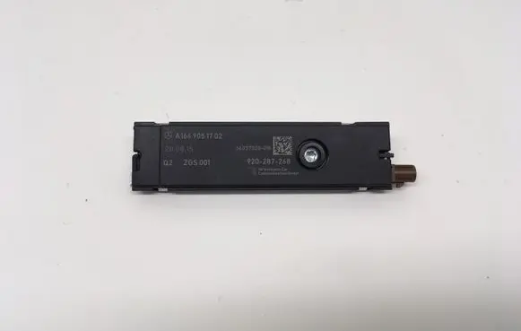 Mercedes-Benz GLE (W166 - C292) Aerial antenna amplifier A1669051702