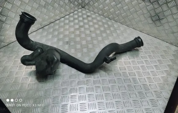 Audi A4 S4 B8 8K Intercooler hose/pipe 8K0145673 0281002977