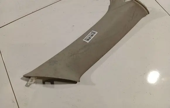 Toyota Avensis T250 (D) pillar trim (bottom) 6247205080