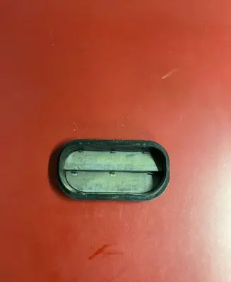 Volkswagen PASSAT B8 USA Quarter panel pressure vent 6R0819465