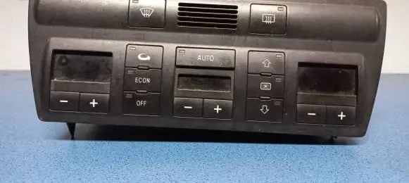 Audi A6 S6 C5 4B Climate control unit 4B0820043F