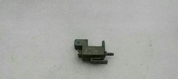 Porsche Panamera (970) Vacuum valve 99660512301
