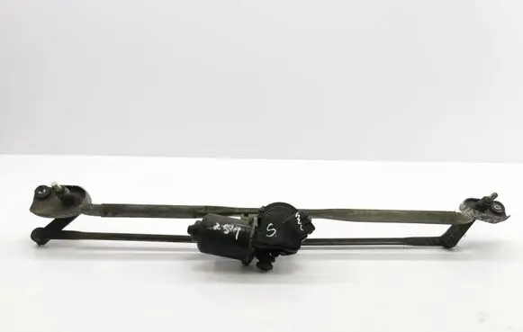 Chrysler 300 - 300C Front wiper linkage and motor