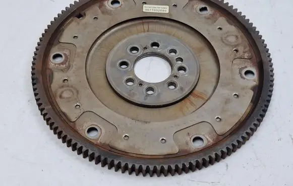 Jaguar XF X250 Flywheel 9677032680