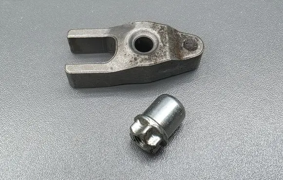 Honda Accord Fuel Injector clamp holder 