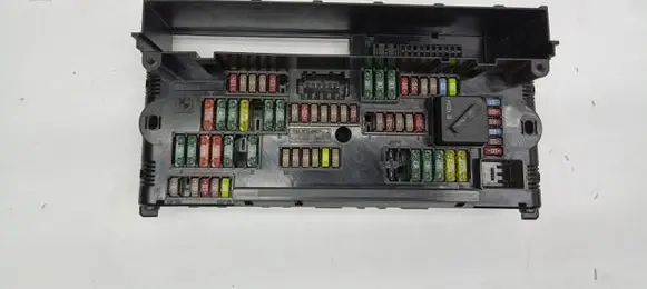 BMW 7 F01 F02 F03 F04 Fuse module 9210861