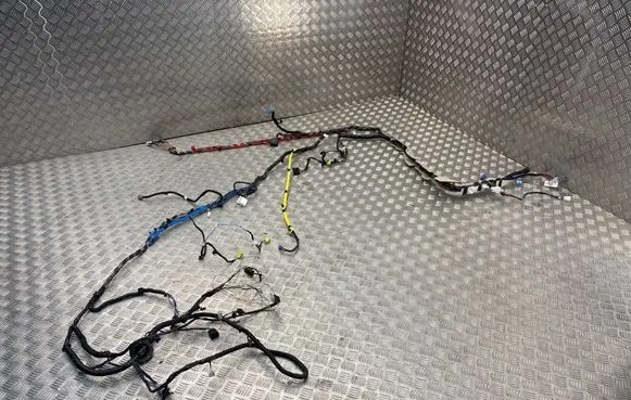 Tesla Model 3 Other wiring loom 35564626 P506795402A SCNR22041A18868