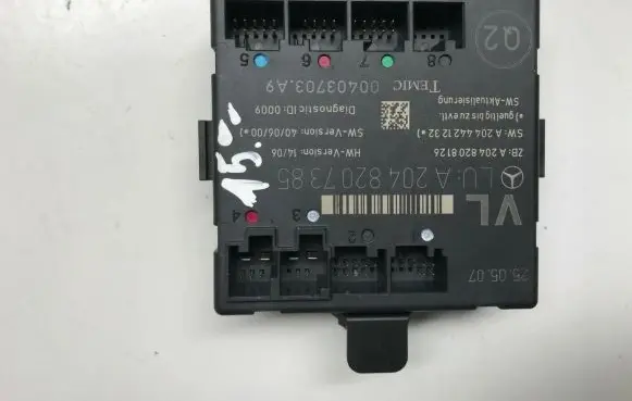 Mercedes-Benz C W204 Door control unit/module A2048207385