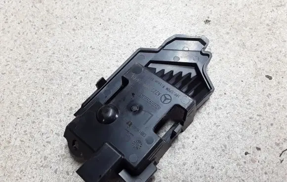 Mercedes-Benz S W223 Front bumper mounting bracket A2238850801