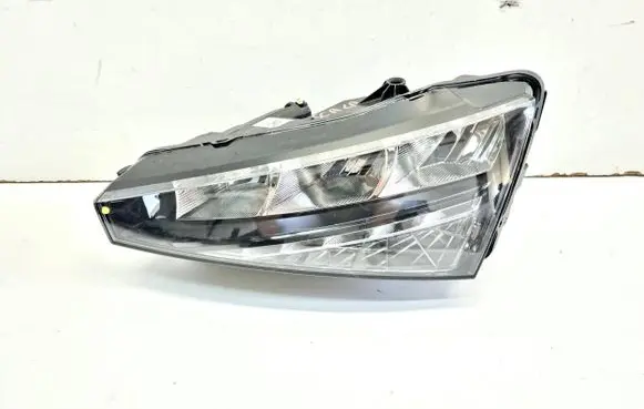 Skoda Scala Headlight/headlamp 657941015