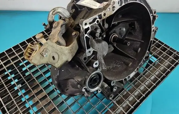 Peugeot 208 I Manual 5 speed gearbox 20DP77 IMPRK1567513