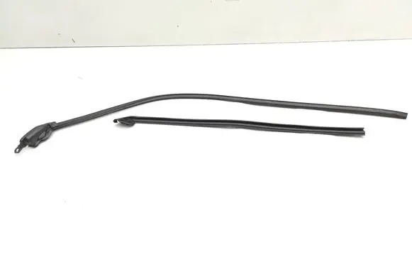 Fiat Talento Front door rubber seal 