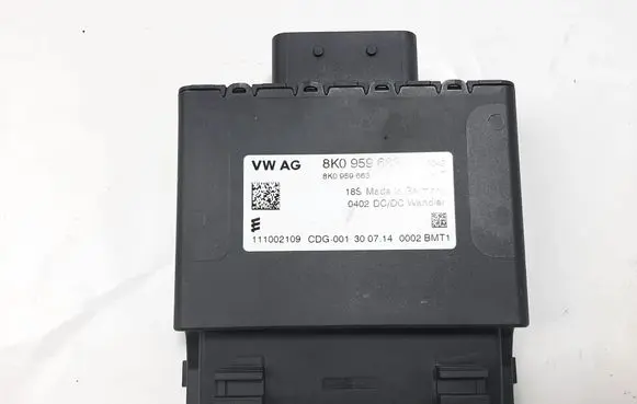 Audi A5 Sportback 8TA Voltage converter/converter module 8K0959663