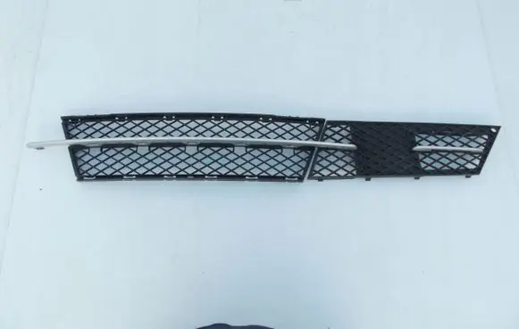 BMW 5 E60 E61 Front bumper lower grill 7178115