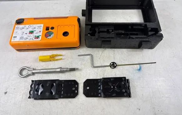 Peugeot 3008 I Tool box 9672614580