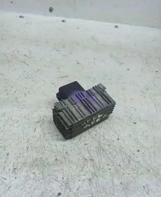 Opel Zafira A Glow plug pre-heat relay 09132691 51299008