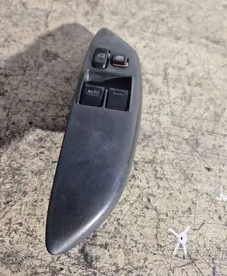 Toyota Yaris Electric window control switch PBTGF20