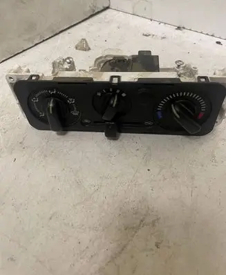 Suzuki Jimny Climate control unit 74400A70J4