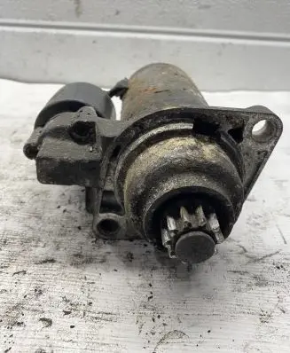 Skoda Octavia Mk1 (1U) Starter motor 133739