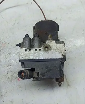 Audi A6 S6 C4 4A ABS Pump 8D0614111