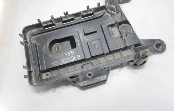 Volkswagen Golf Plus Battery tray 1K0915333C