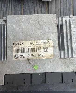 BMW 6 E63 E64 Engine control unit/module 7544610 0261209010
